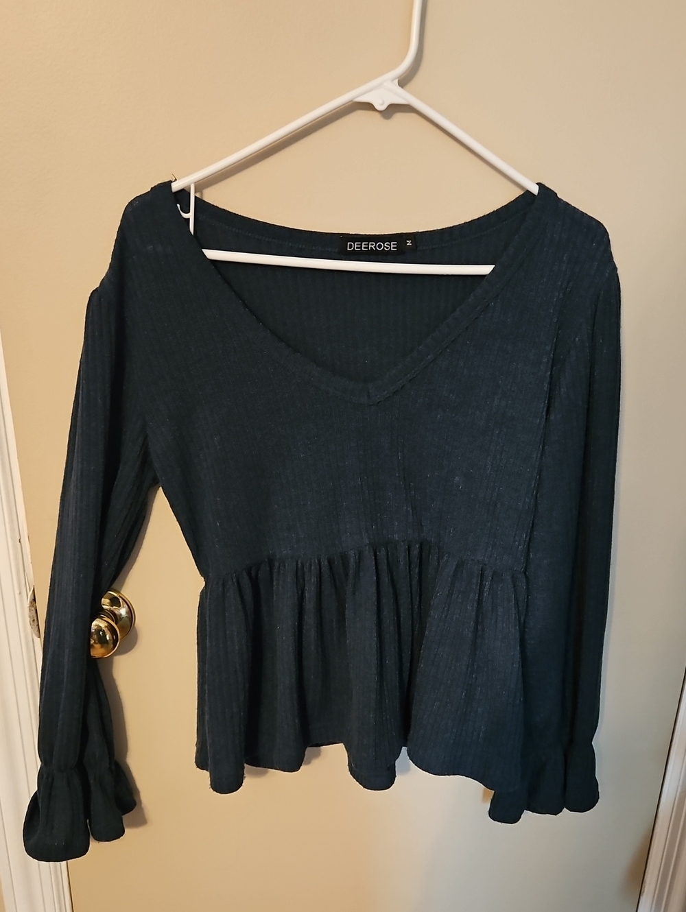 Women's Long-Sleeve V-Neck Peplum Top in Dark Green